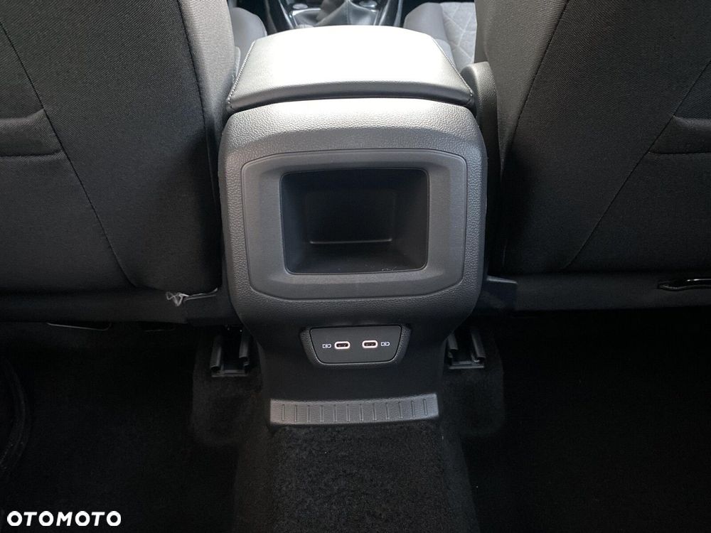 Volkswagen T-Cross - 22