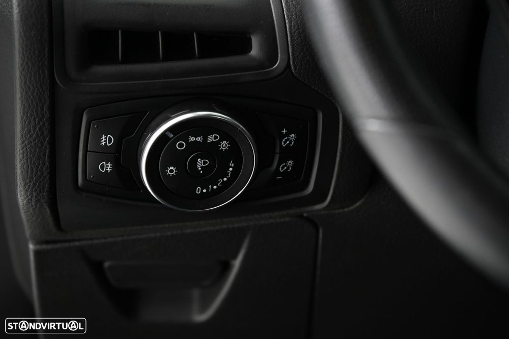 Ford Focus SW 1.5 TDCi ST-Line - 25