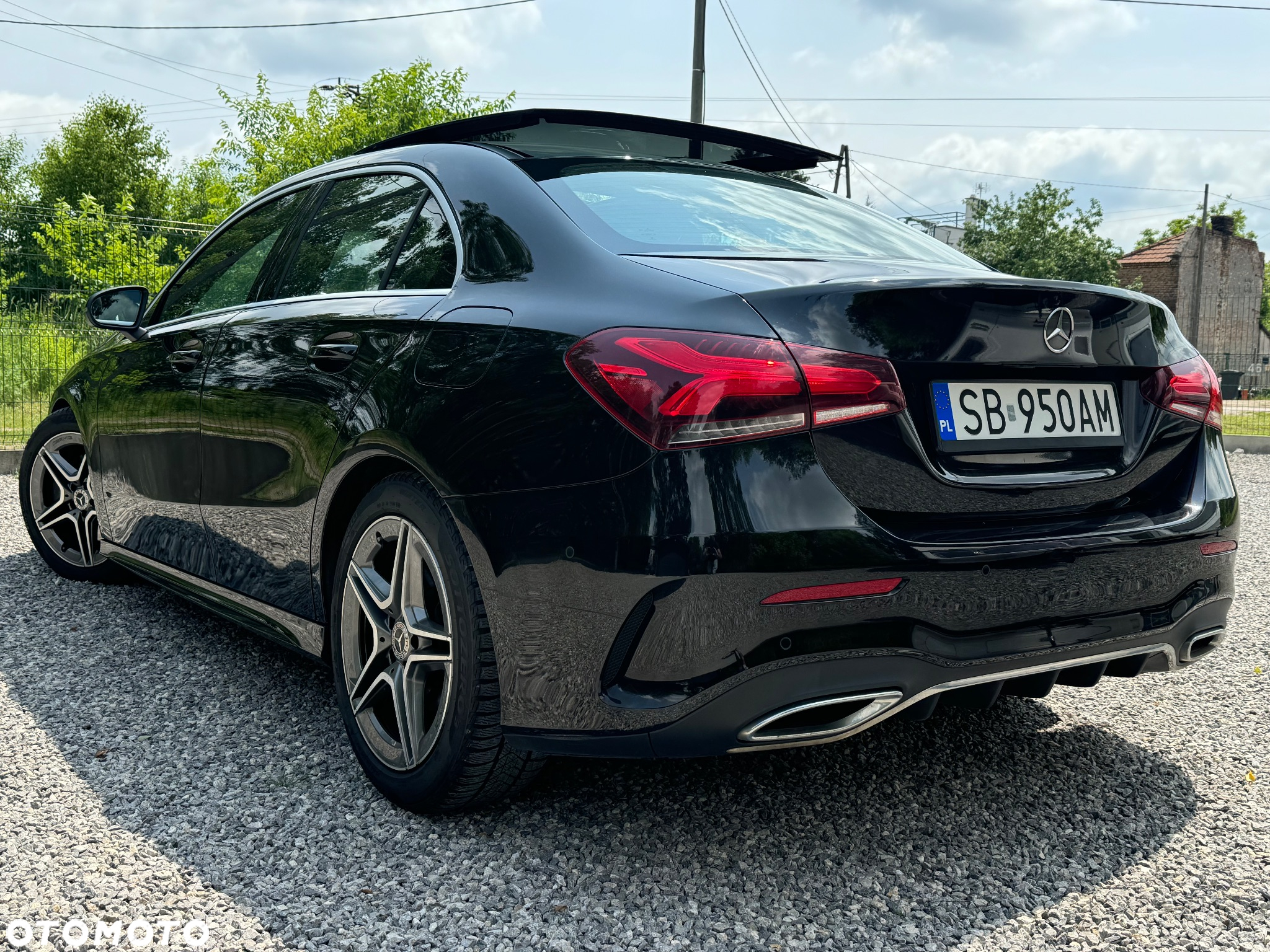 Mercedes-Benz Klasa A 220 4-Matic AMG Line 7G-DCT - 3
