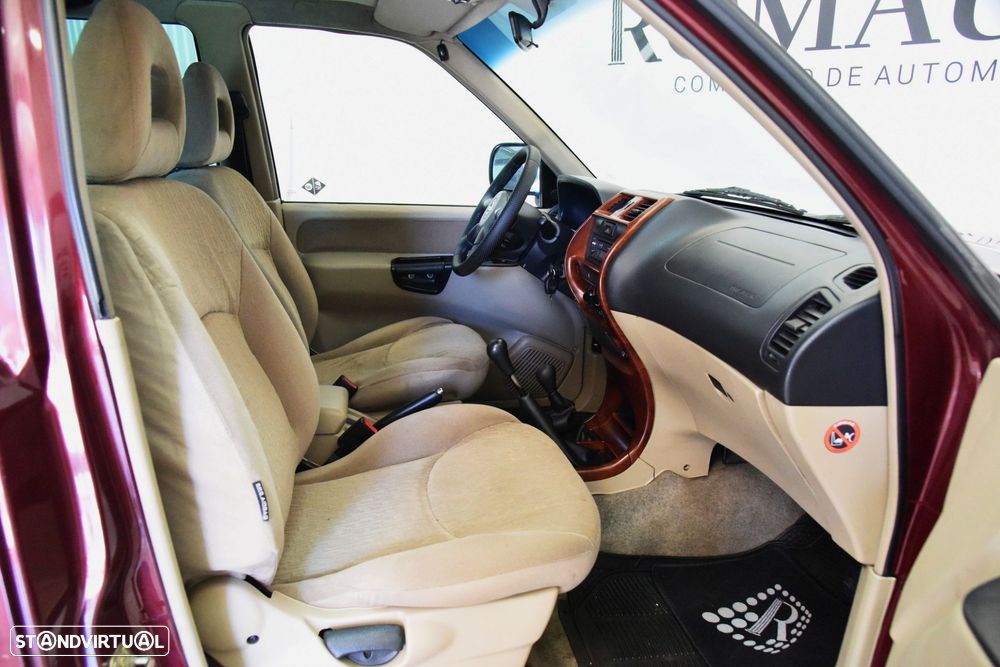 Nissan Terrano 3.0 TDi Luxury - 15