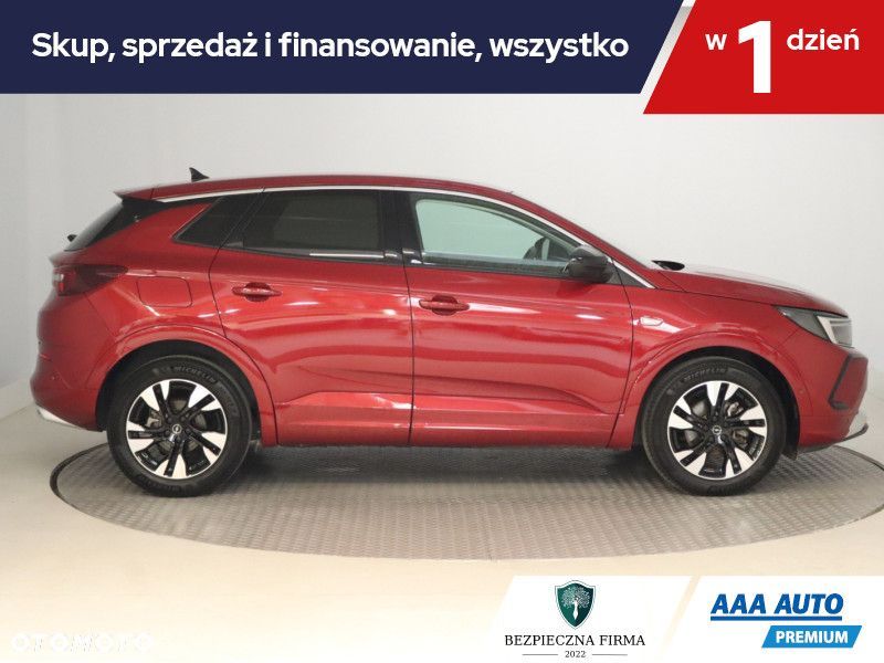 Opel Grandland X - 8