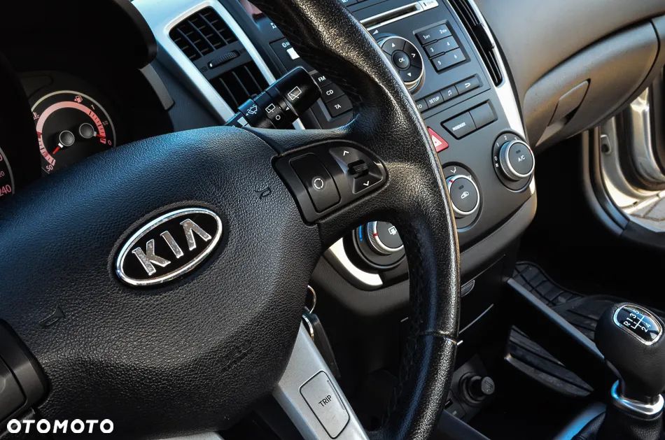 Kia Ceed 1.4 CVVT EX - 29