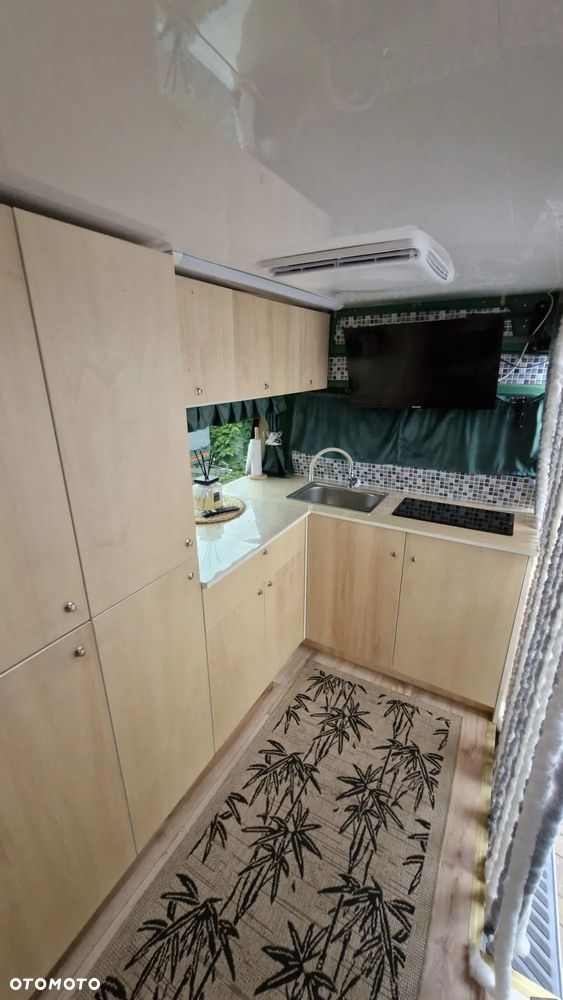 Mercedes-Benz Sprinter - 15