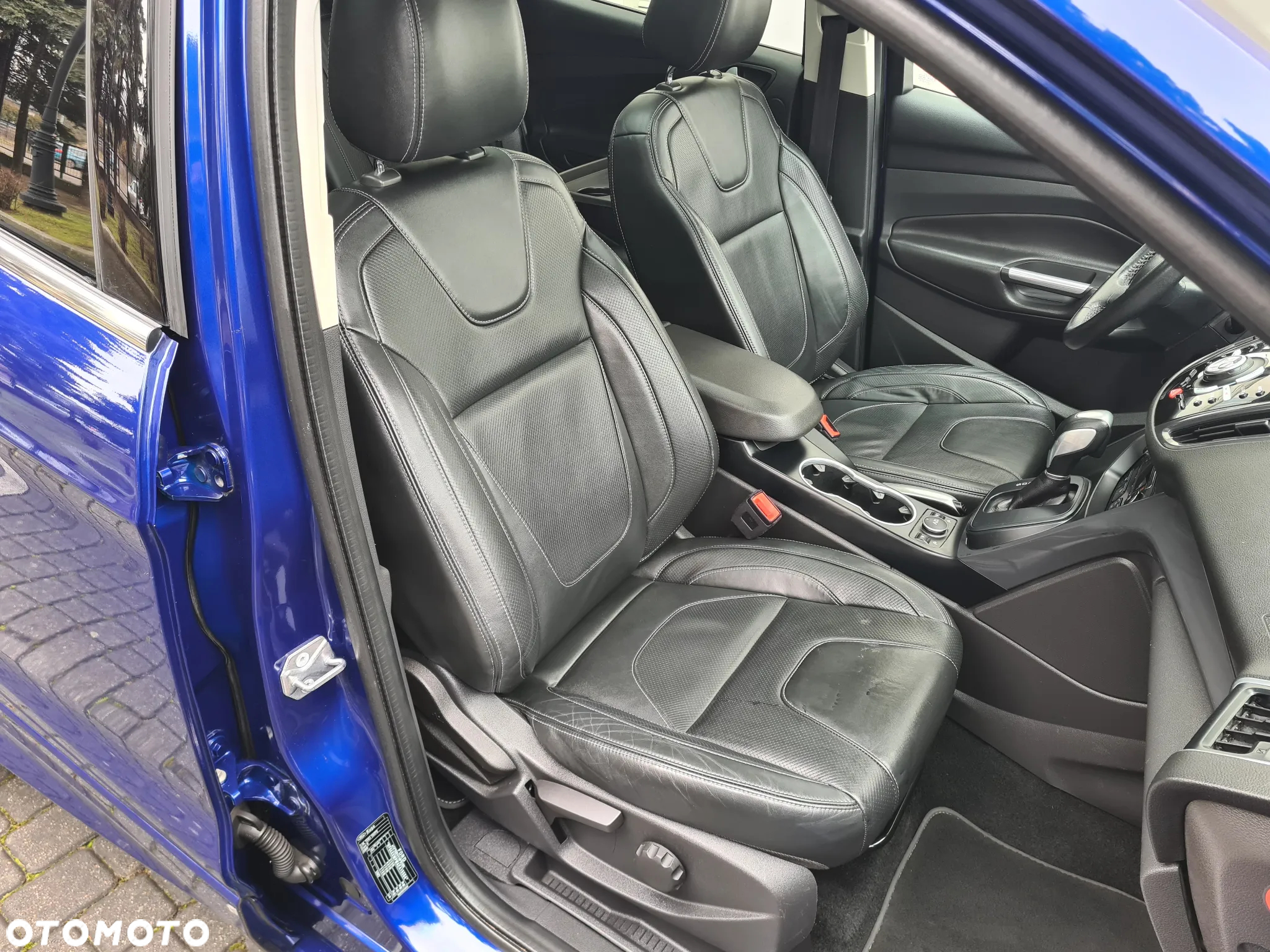Ford Kuga 2.0 TDCi AWD ST-Line - 22