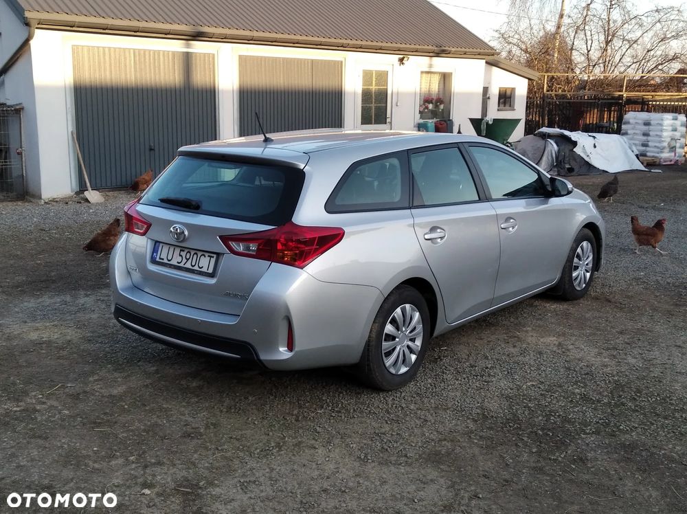 Toyota Auris 1.4 D-4D Life - 6