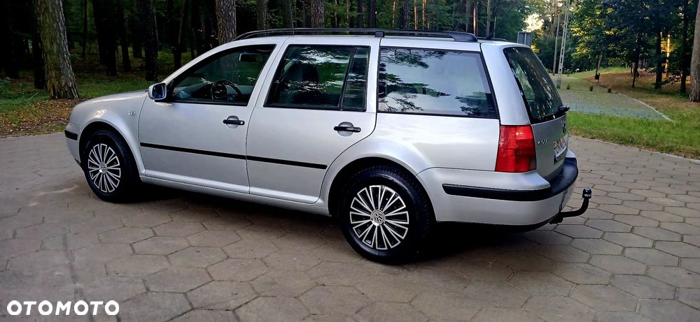 Volkswagen Golf 1.9 TDI Comfortline - 7