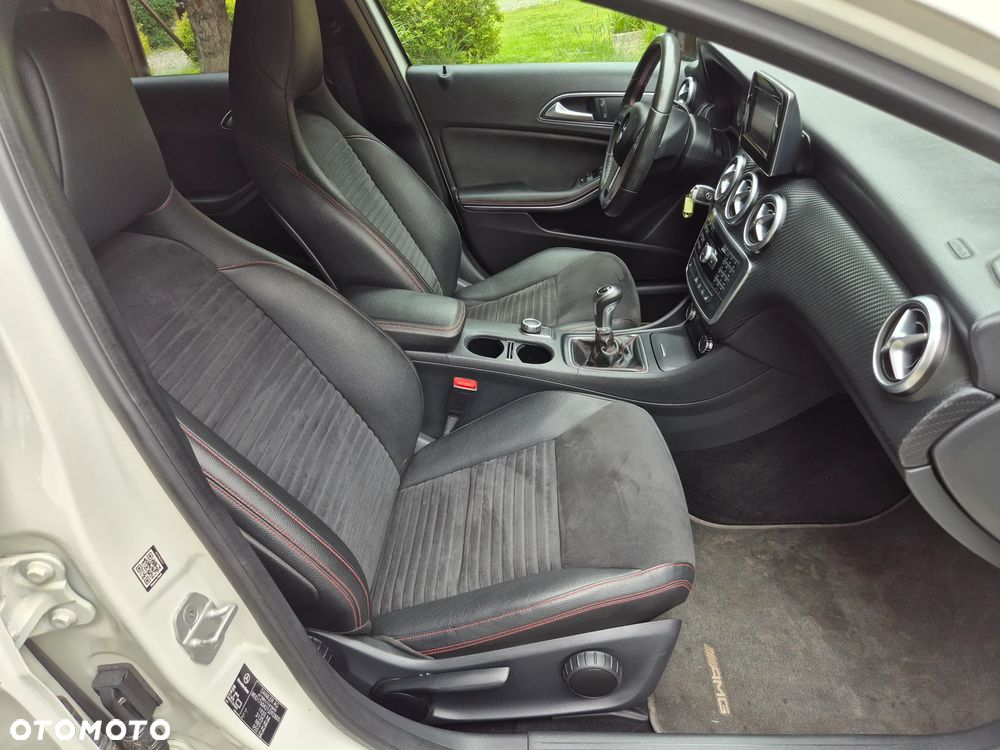Mercedes-Benz Klasa A 180 AMG Line - 21