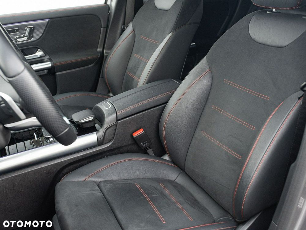 Mercedes-Benz EQA 250 66.5kWh AMG Line - 14