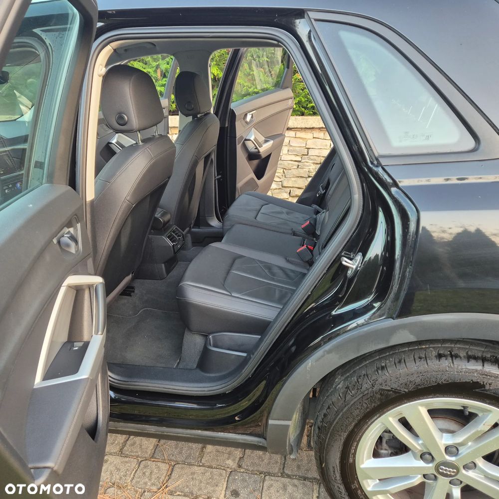 Audi Q3 35 TFSI S line - 13