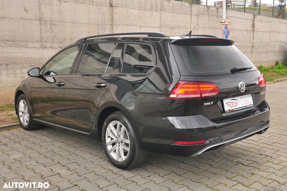 Volkswagen Golf 2.0 BlueTDI DSG Comfortline - 3