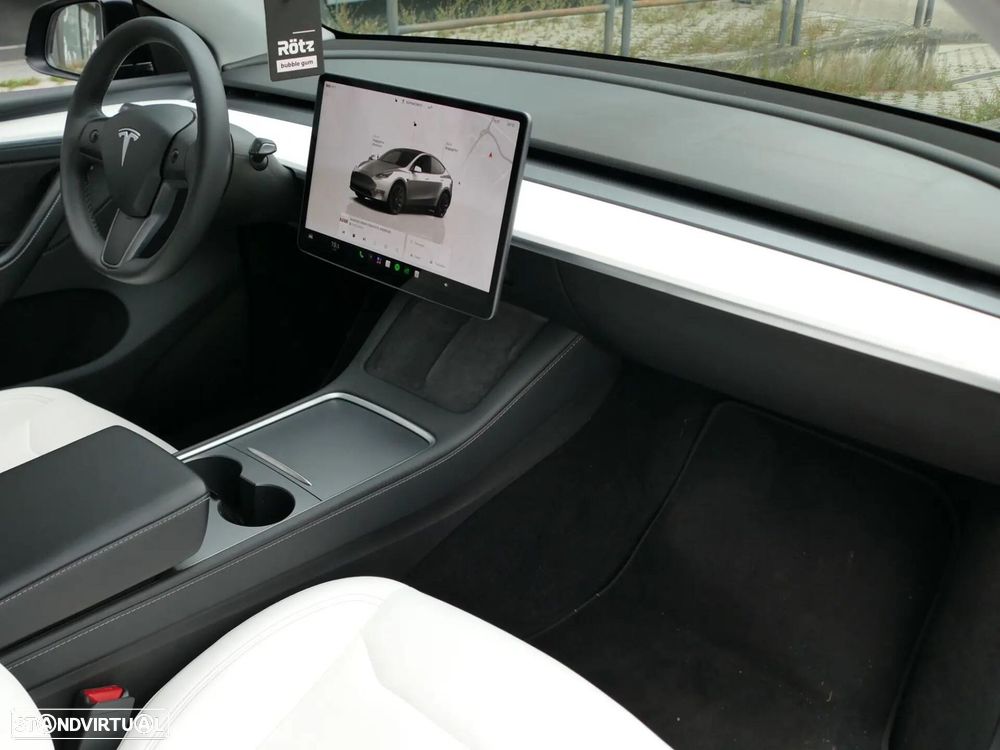 Tesla Model Y Tração Traseira - 28