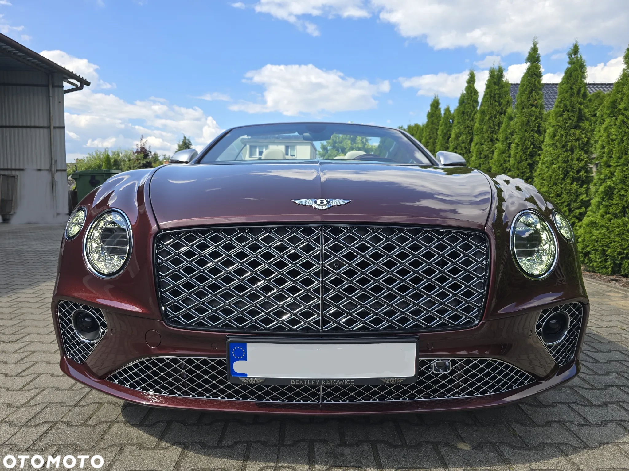 Bentley Continental GT New Convertible V8 Mulliner - 4