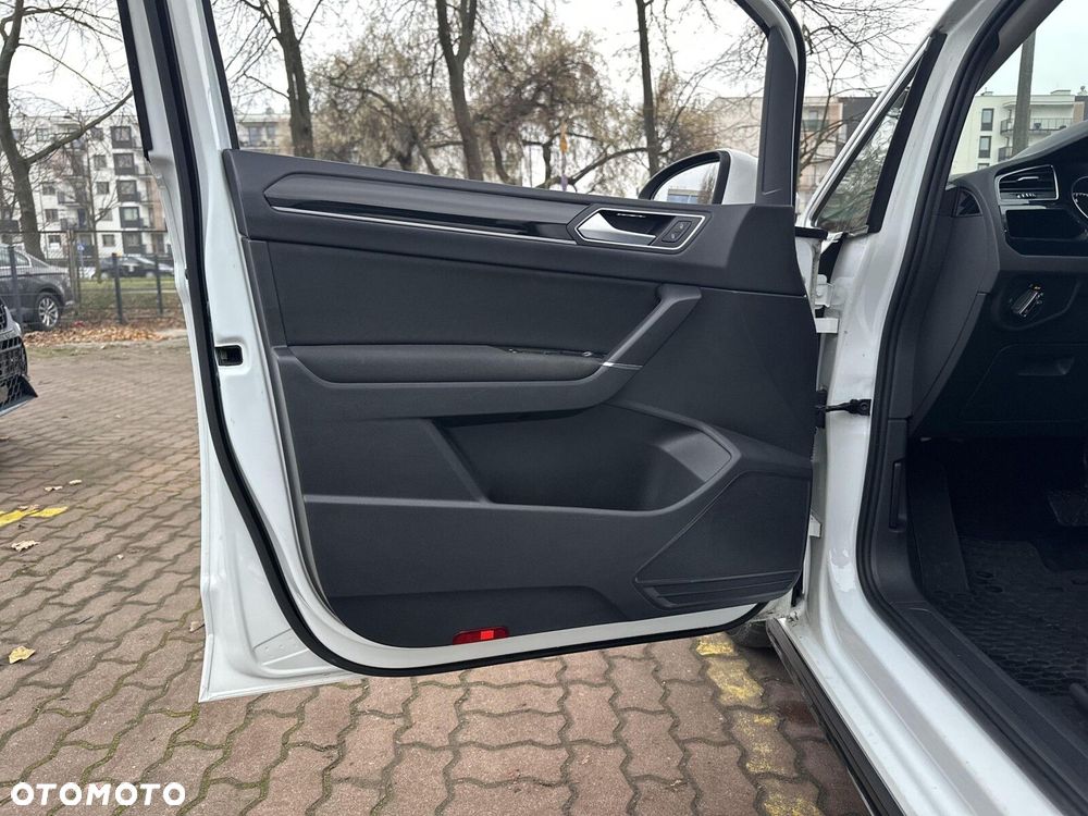 Volkswagen Touran 1.4 TSI BMT Highline DSG - 10