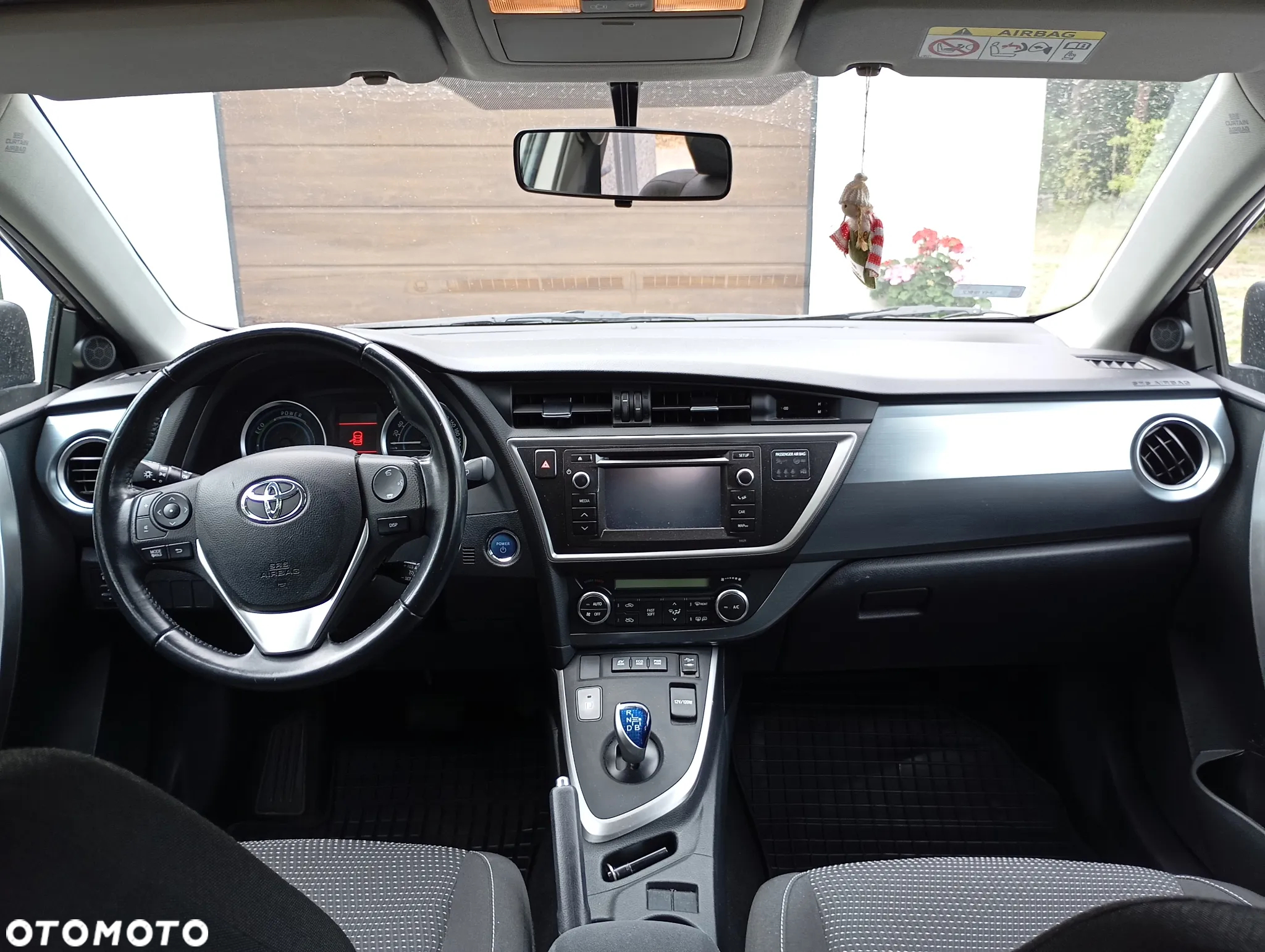 Toyota Auris 1.8 HSD Luna - 5