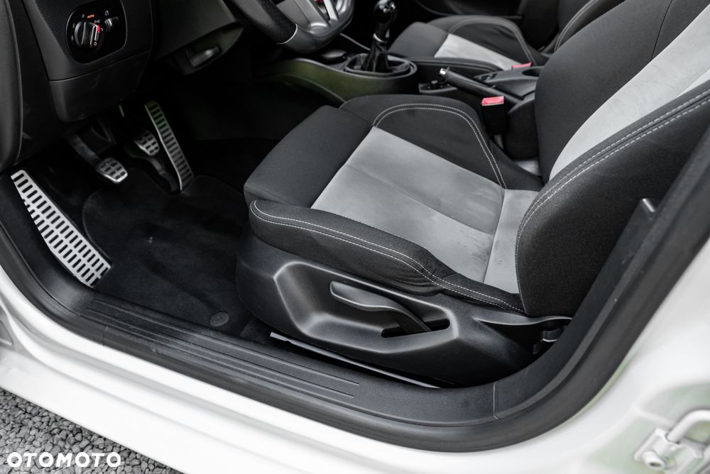 Seat Leon 2.0 TSI Cupra R - 20
