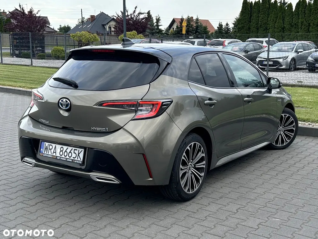 Toyota Corolla - 21