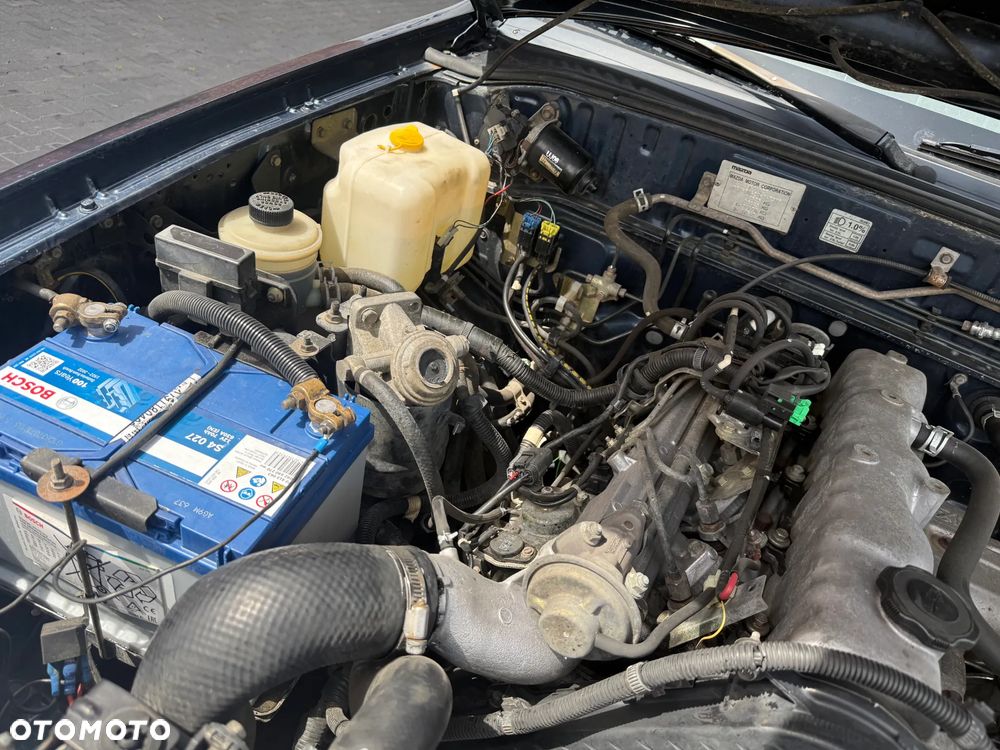 Mazda Seria B - 30