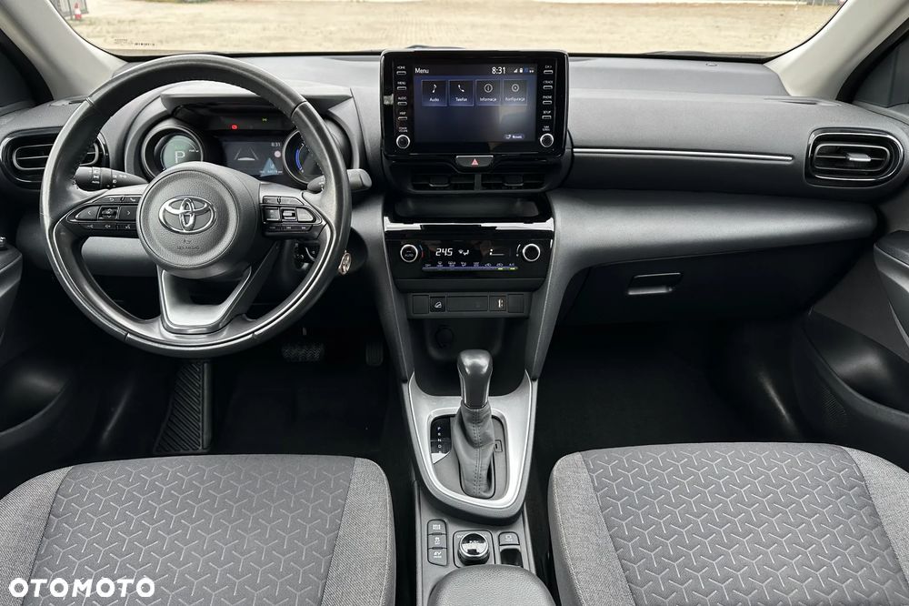 Toyota Yaris Cross Hybrid 1.5 Comfort AWD - 13