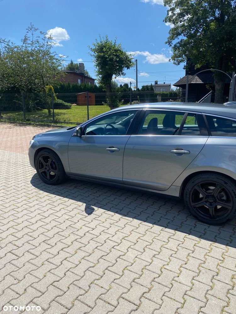 Volvo V60 D4 Drive-E Dynamic Edition (Momentum) - 13