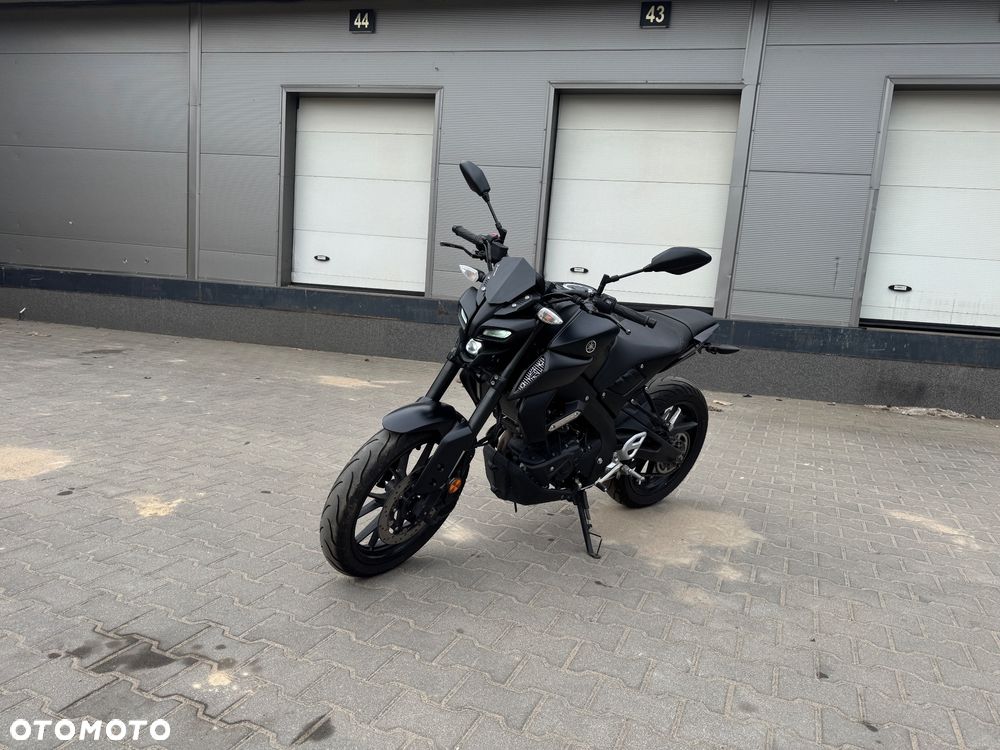 Yamaha MT - 4