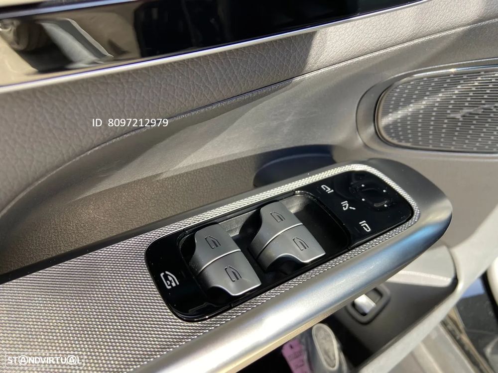 Mercedes-Benz GLC 300 e 4Matic 9G-TRONIC AMG Line Advanced - 19