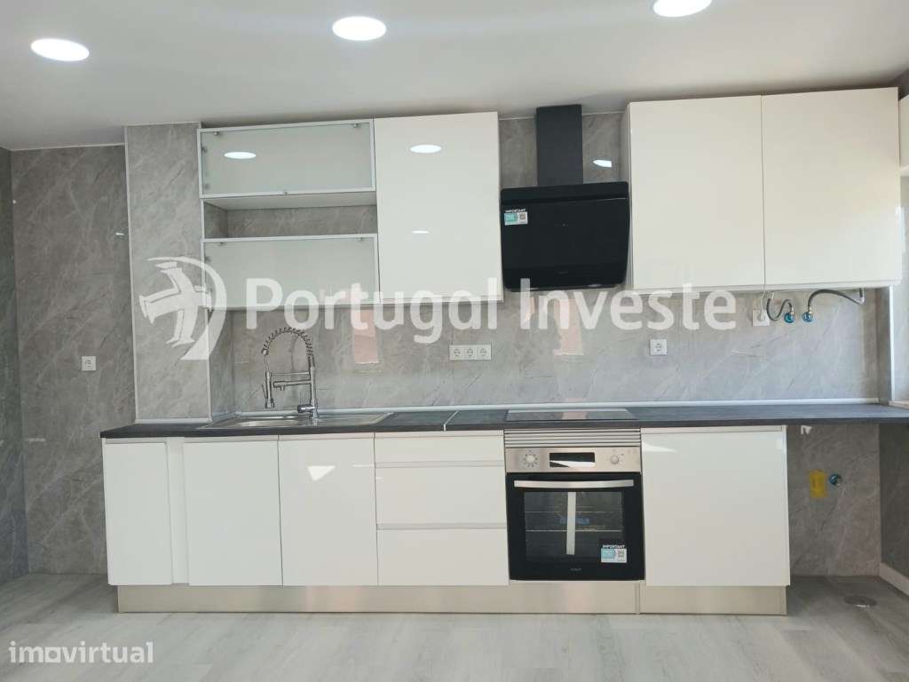 Excelente Apartamento T2 Totalmente Remodelado - Pronto a Habitar - Grande imagem: 3/19