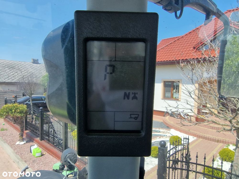 Claas Axion 830, 2015r.,Pneumatyka - 14