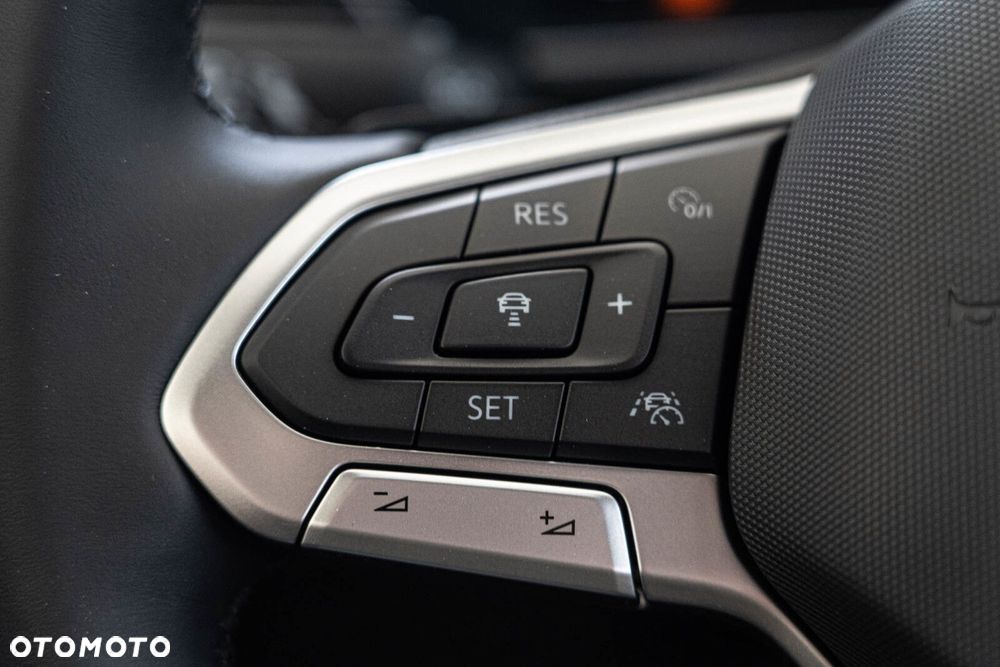 Volkswagen T-Cross - 21