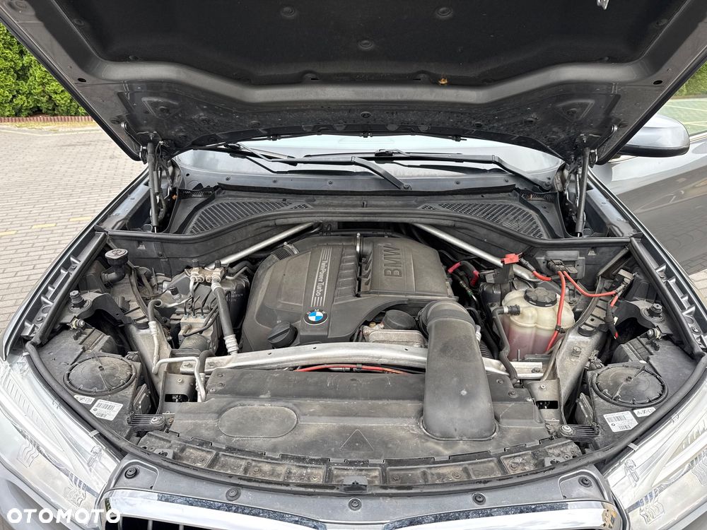 BMW X5 3.5i xDrive - 26