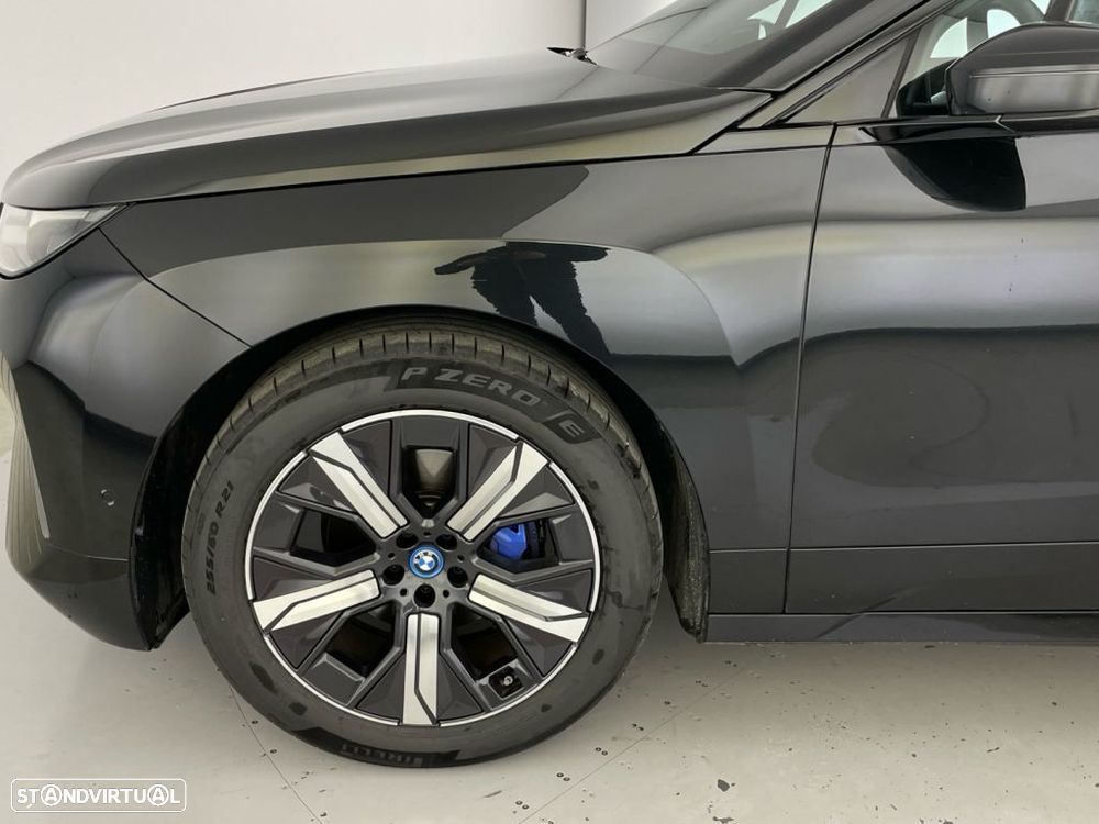 BMW iX xDrive 40 - 19