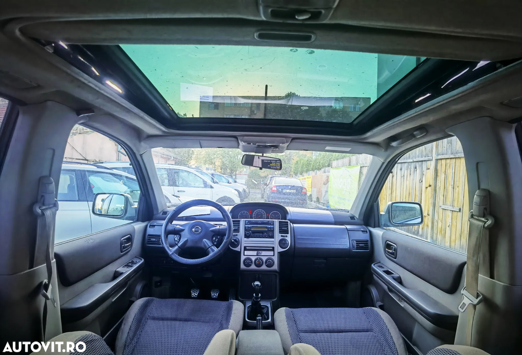 Nissan X-Trail 2.2 dCi 4x4 DPF Comfort - 6