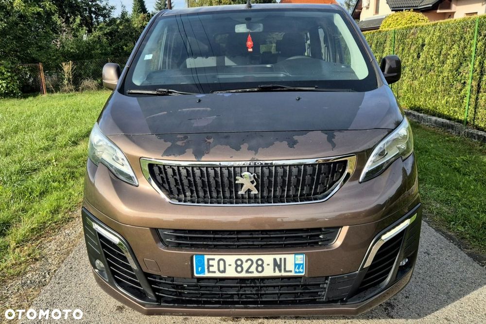 Peugeot Traveller - 6