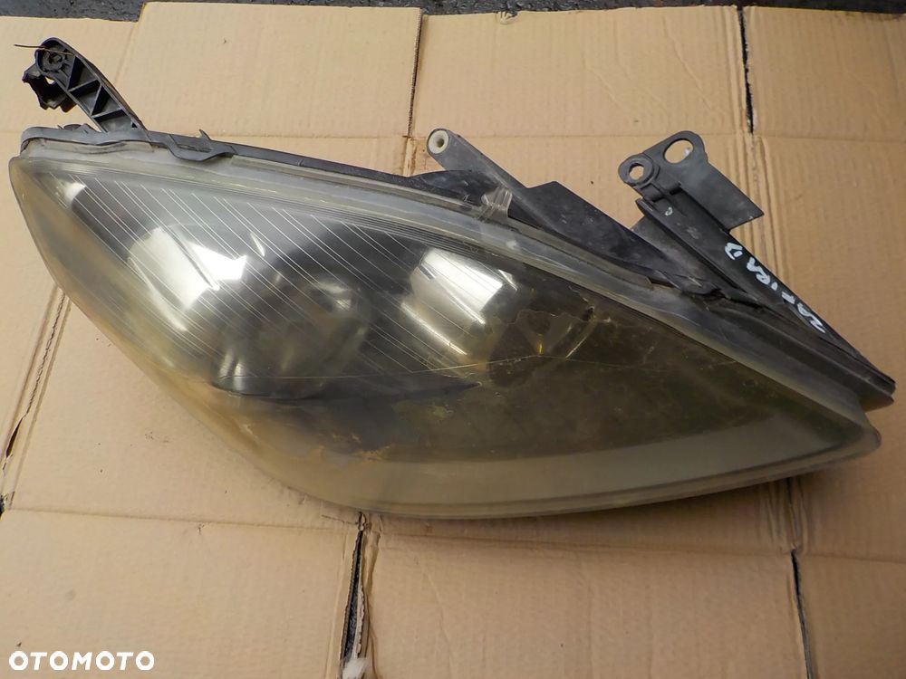 lampa prawy przód opel zafira b 13252473 - 1
