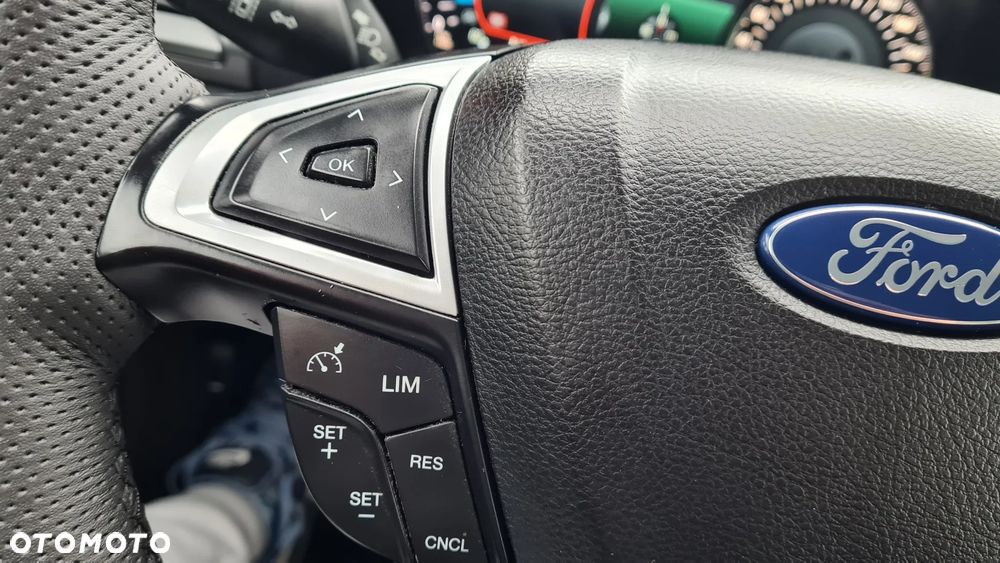 Ford Mondeo 2.0 TDCi Start-Stopp Titanium - 32