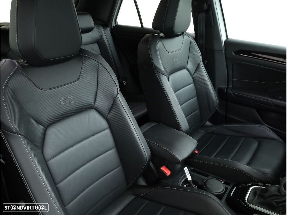 VW T-Roc 2.0 TDI R-Line DSG - 21