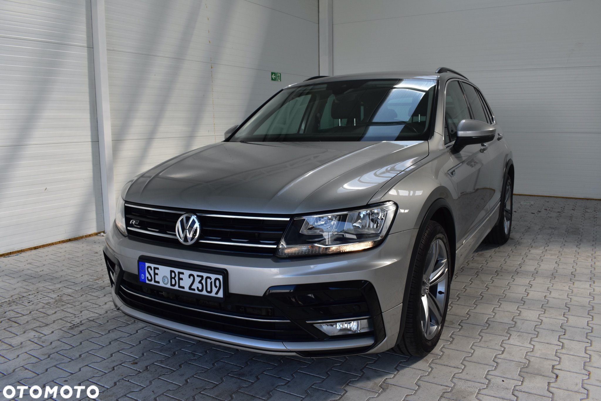 Volkswagen Tiguan 2.0 TDI SCR R-Line - 3