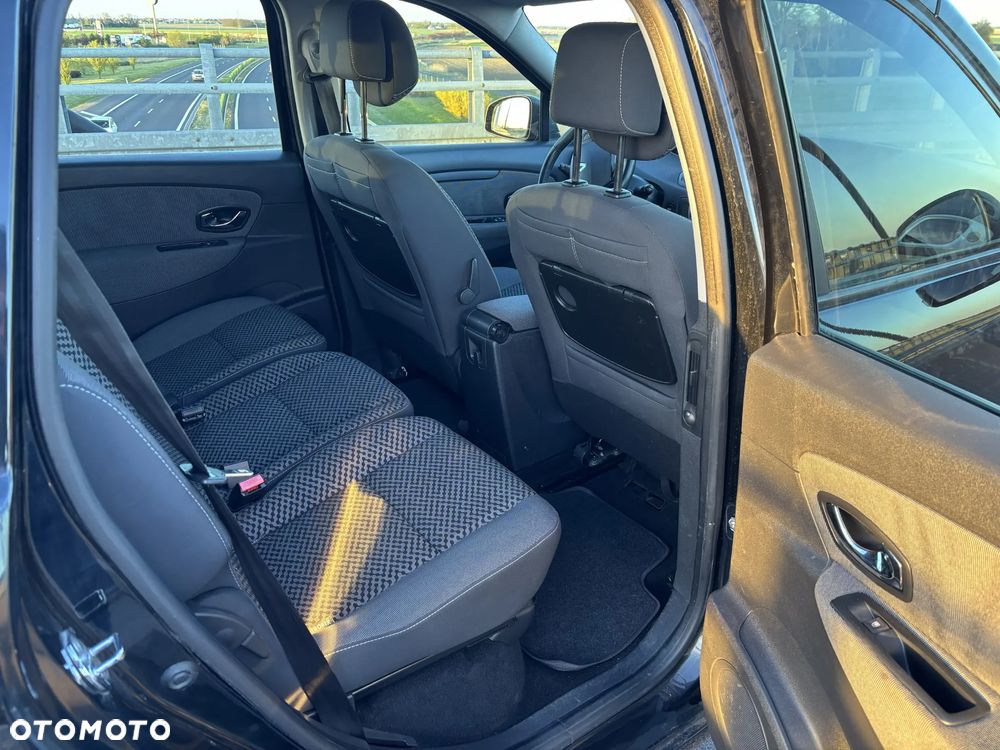 Renault Scenic - 5