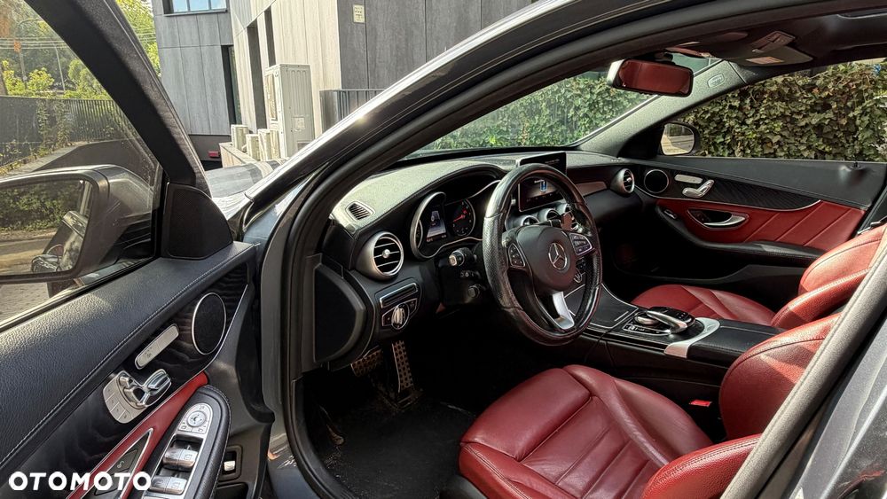 Mercedes-Benz Klasa C 300 7G-TRONIC - 9