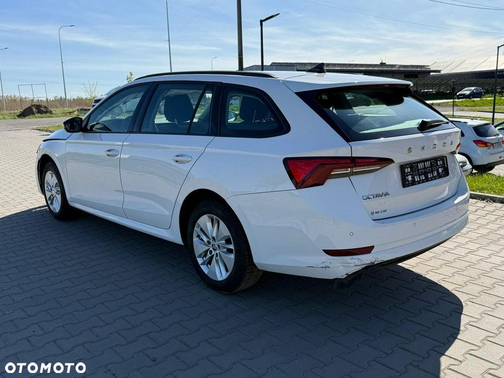 Skoda Octavia 2.0 TDI Ambition - 3