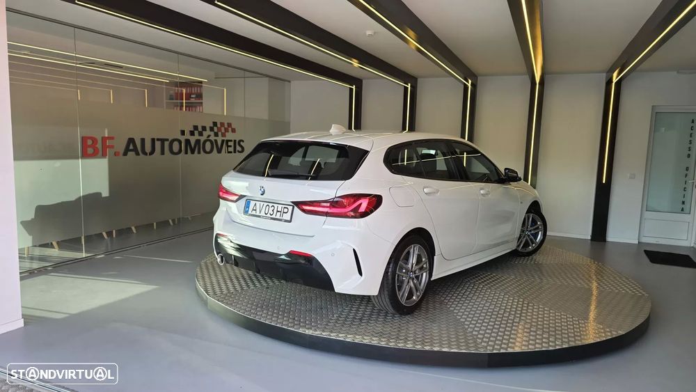 BMW 116 d Pack Desportivo M - 4