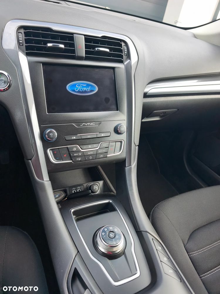 Ford Mondeo 2.0 TDCi STart-Stopp PowerShift-Aut Titanium - 18