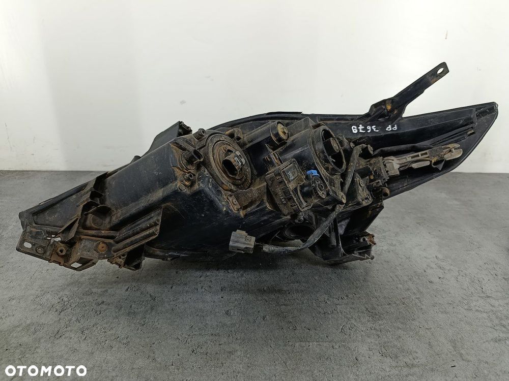 LAMPA PRZÓD PRAWA MAZDA 5 I P5115R  P4998R  C235-51030 - 6