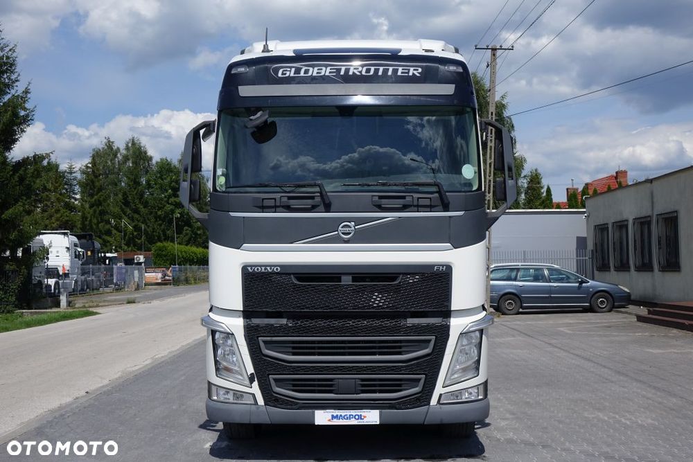 Volvo FH 500 GLOBETROTTER / EURO 6 / STANDARD / AUTOMAT / KLIMATYZACJA POSTOJOWA / LODÓWKA - 2