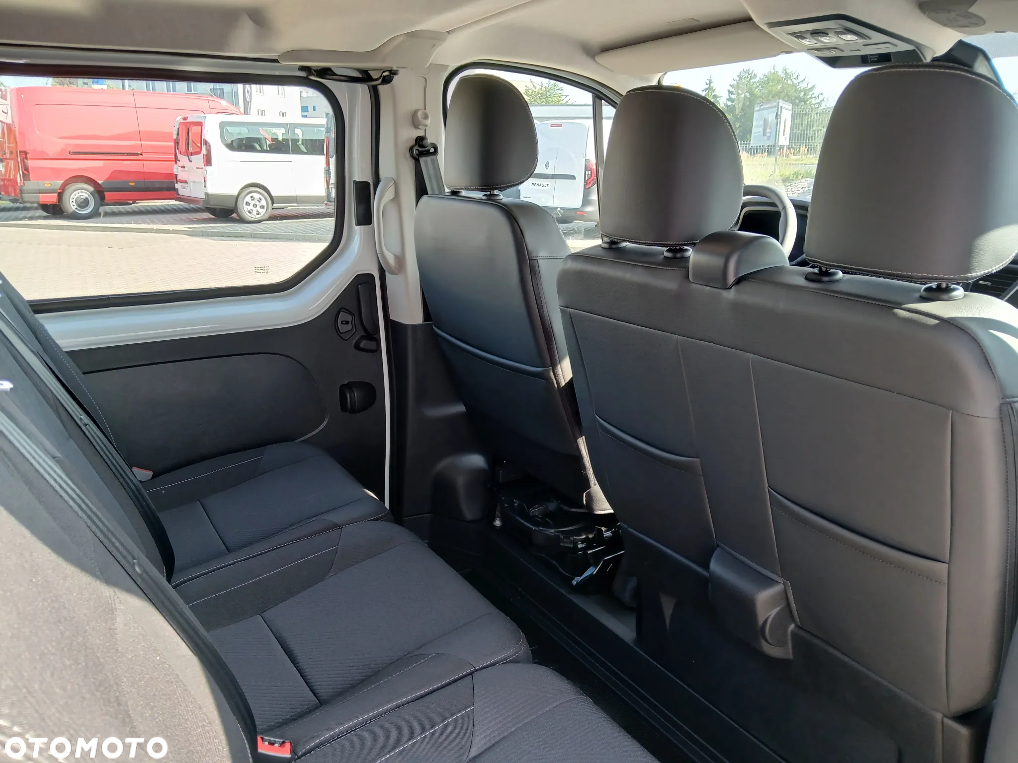 Renault Trafic - 8