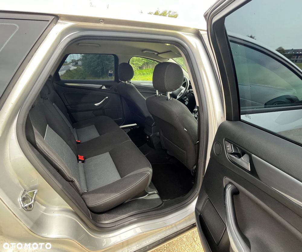 Ford Mondeo 1.6 T Gold X - 9