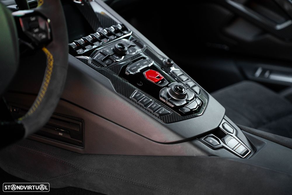 Lamborghini Aventador 6.5 V12 LP740-4 S - 50