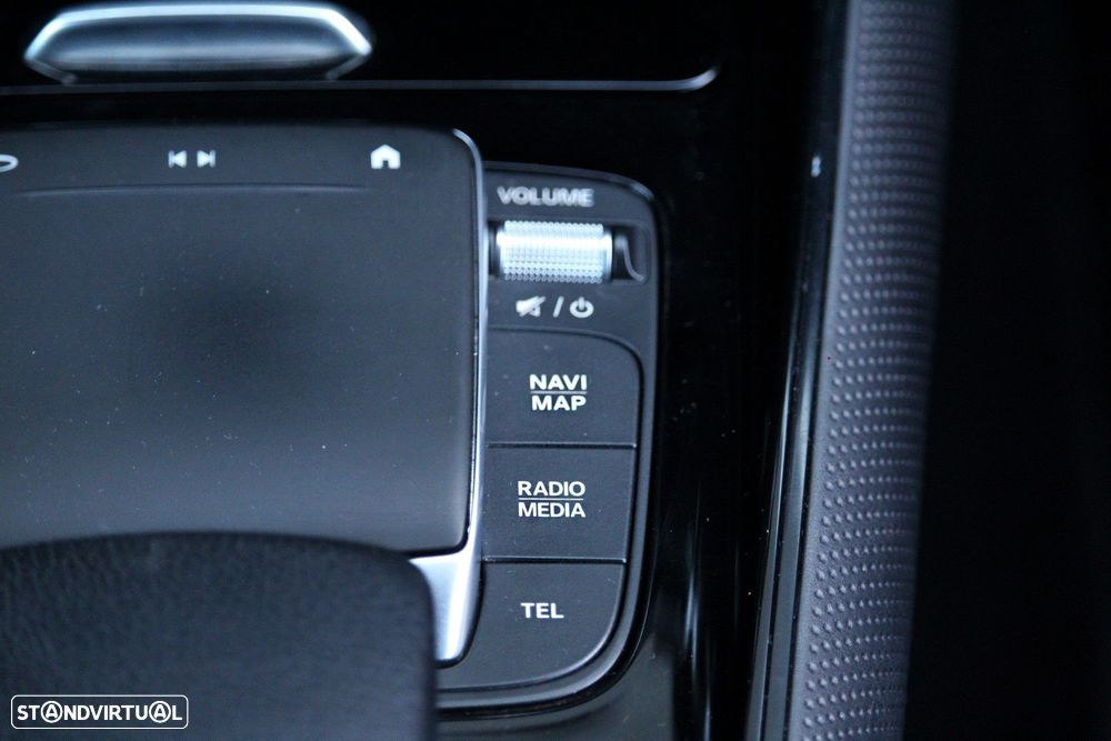 Mercedes-Benz GLB 200 d Progressive - 28