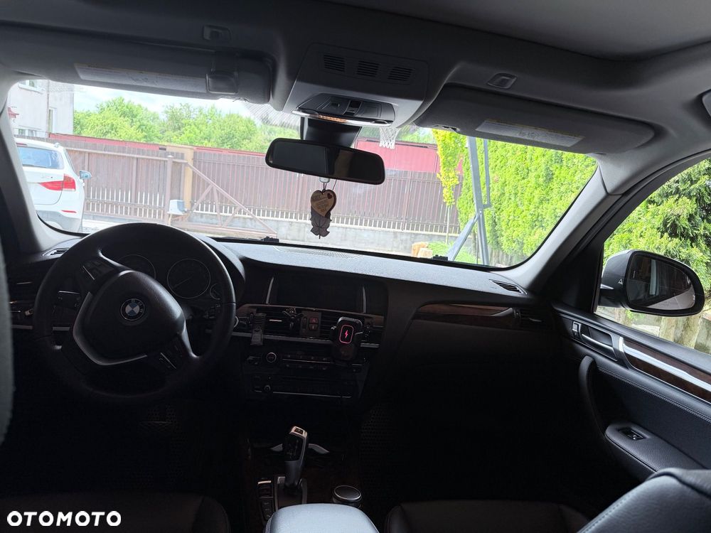 BMW X3 xDrive28i xLine - 20