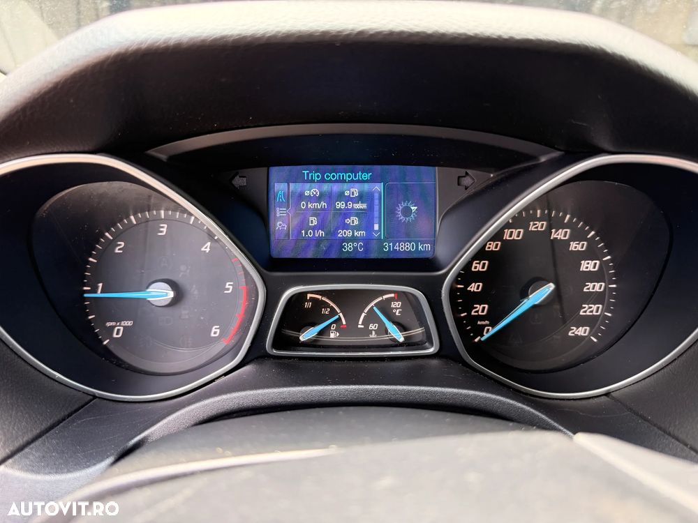 Ford Focus 1.5 TDCi DPF Start-Stopp-System Business - 10