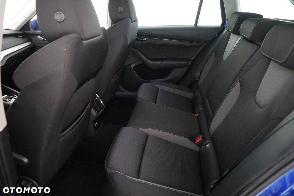 Skoda Octavia 2.0 TDI Ambition DSG - 12